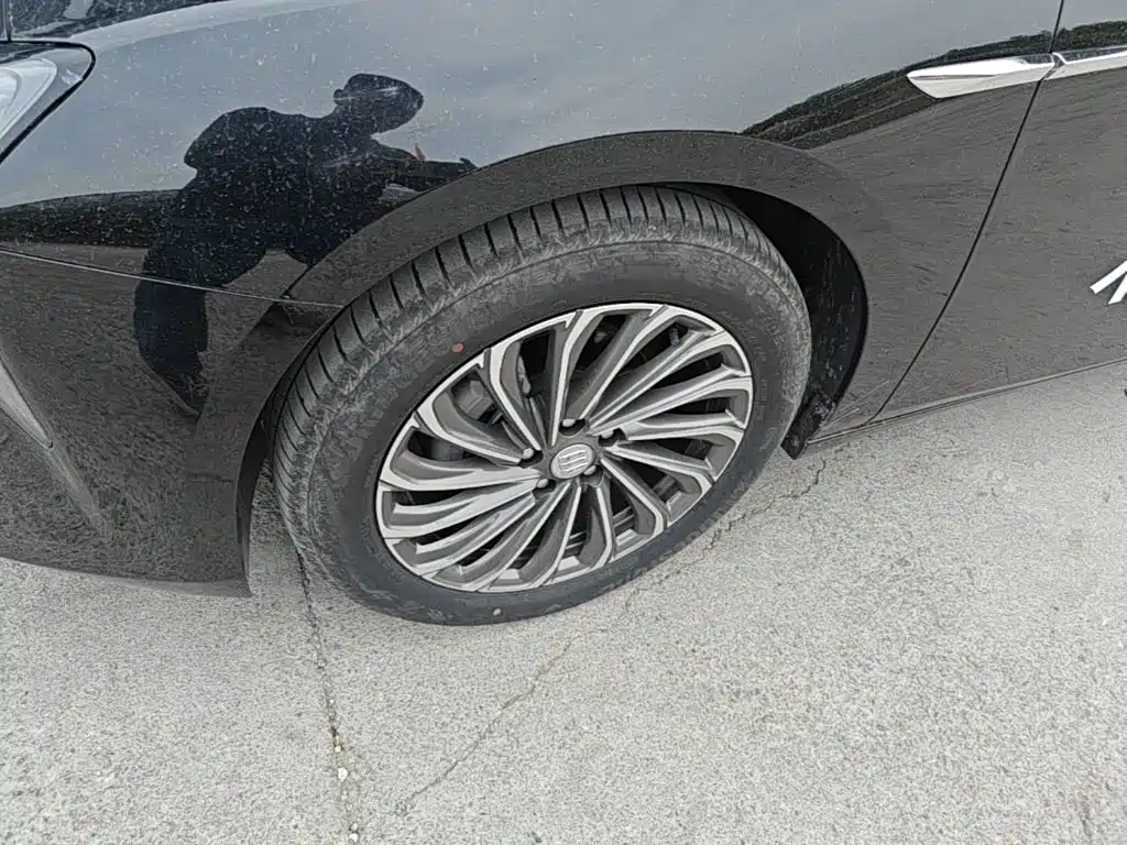 Buick LaCrosse — миниатюра 23