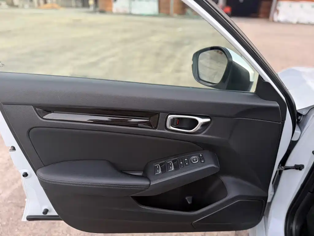 Honda Civic — миниатюра 4