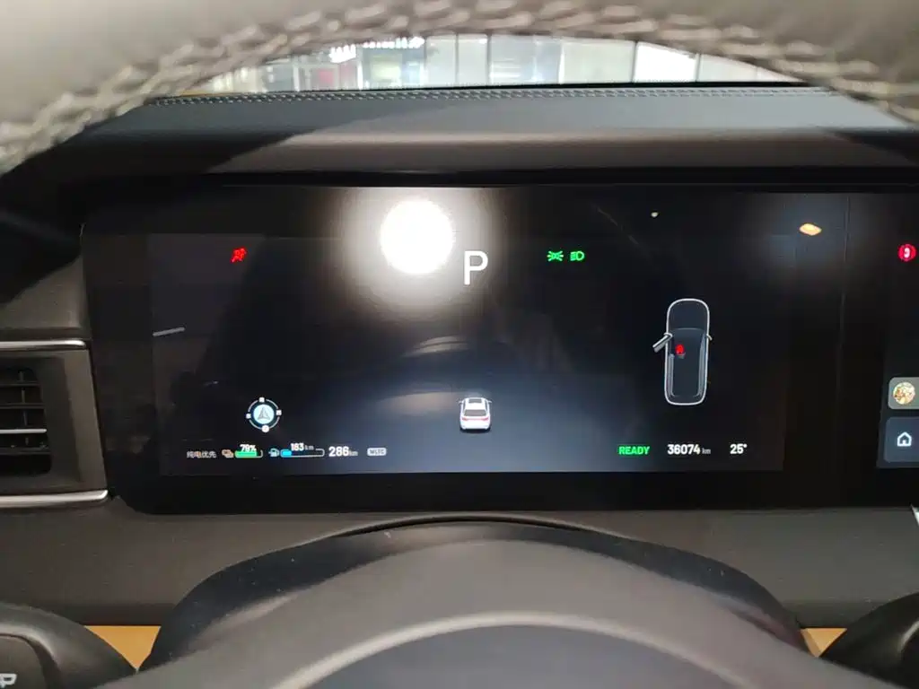 Li Auto Li ONE — миниатюра 12