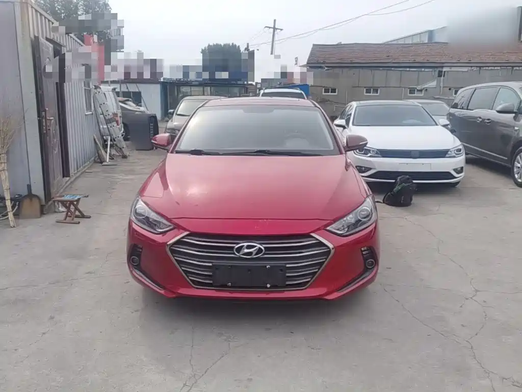 Hyundai Elantra — миниатюра 3