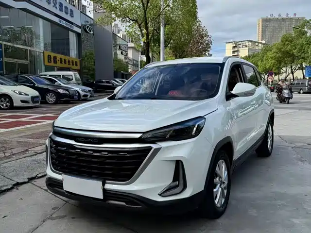 BAIC BEIJING X3