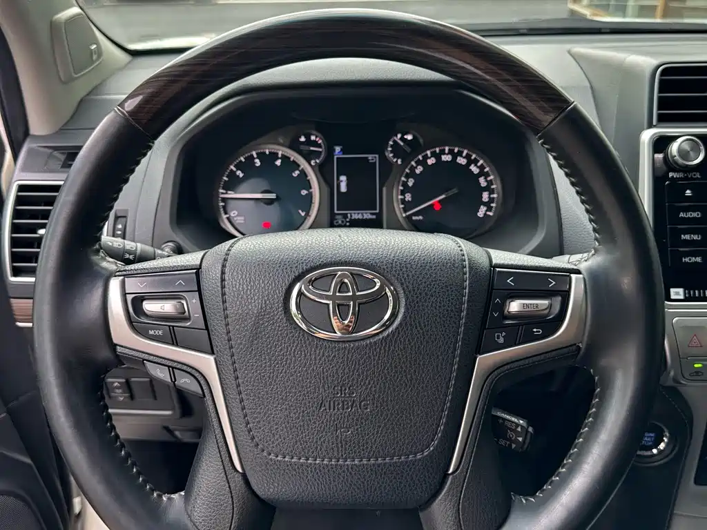 Toyota Prado — миниатюра 19