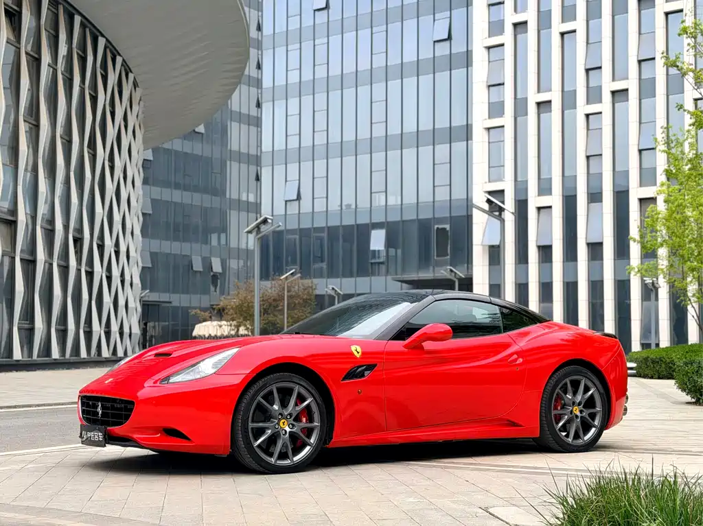Ferrari California T 2009 4.3L