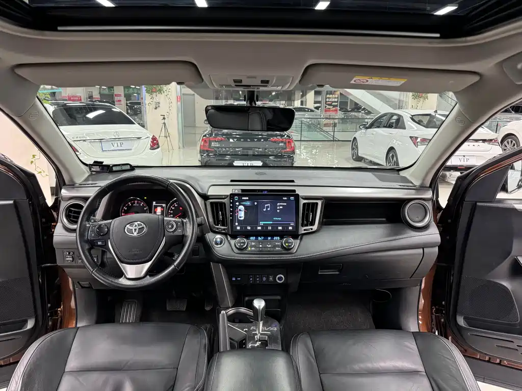 Toyota RAV4 — миниатюра 16