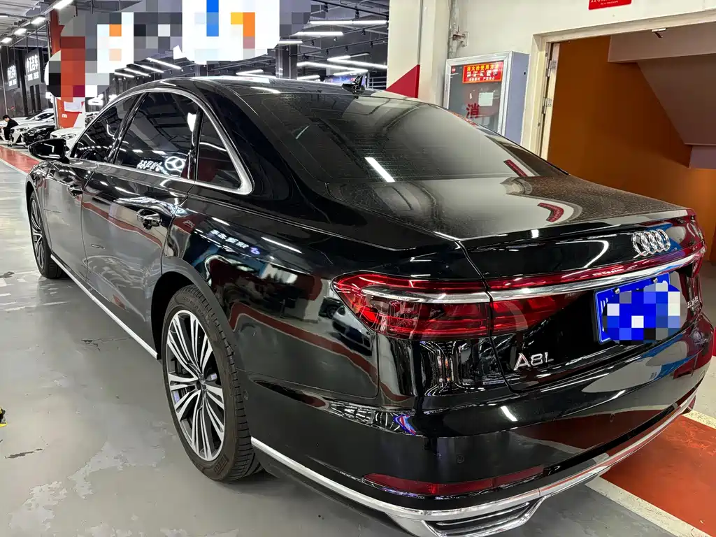 Audi A8 — миниатюра 15