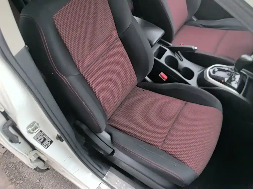 Nissan Qashqai — миниатюра 25