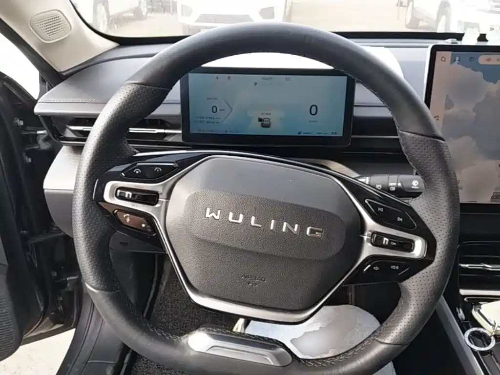 Wuling Xingguang — миниатюра 11
