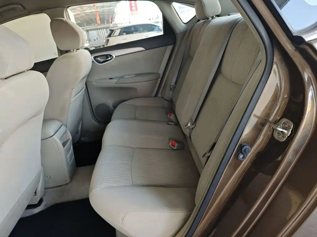 Nissan Sylphy — миниатюра 17