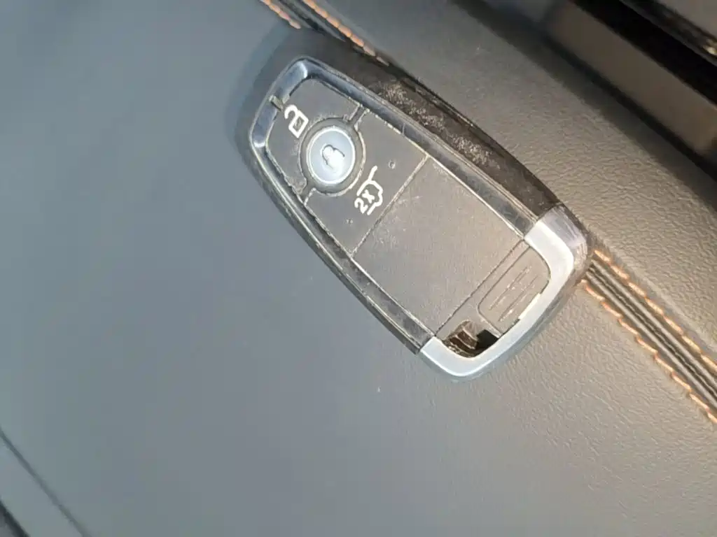 Ford Explorer — миниатюра 9