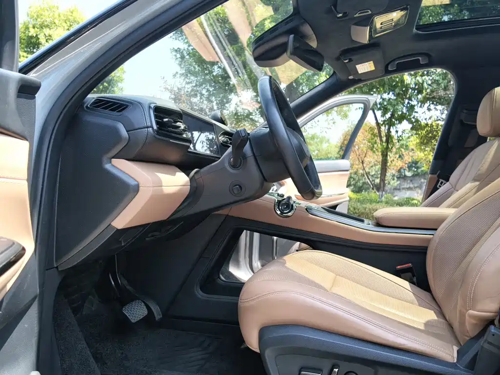 NIO ES8 — миниатюра 10