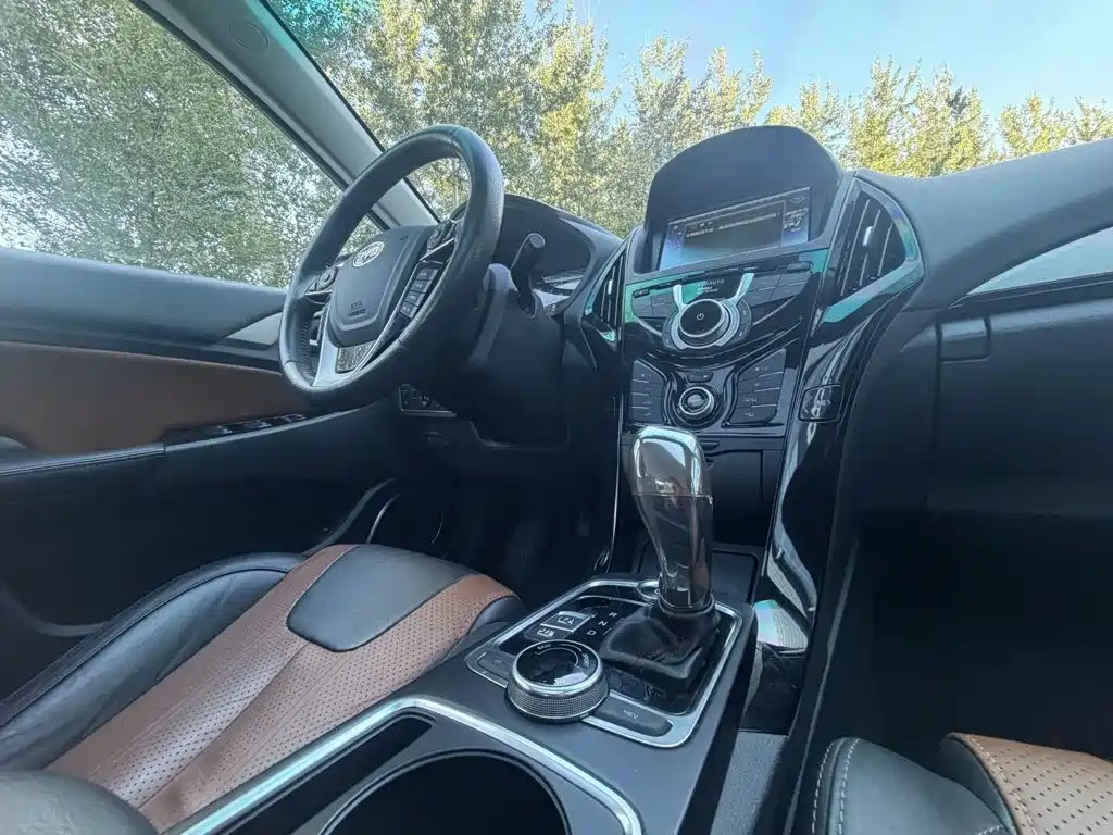 BYD Qin NEV — миниатюра 8