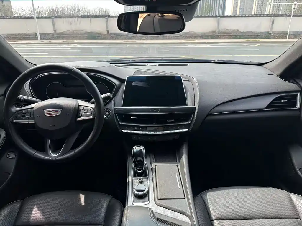 Cadillac CT5 2022 28T Luxury （ Standard ）