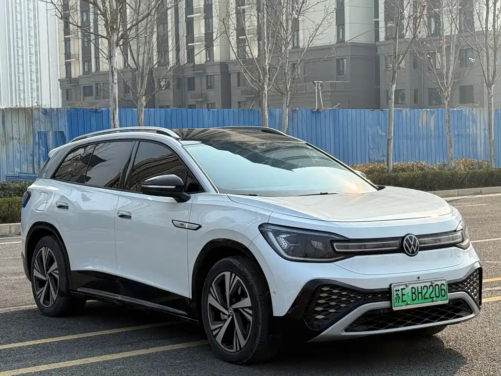 VOLKSWAGEN ID.6 CROZZ