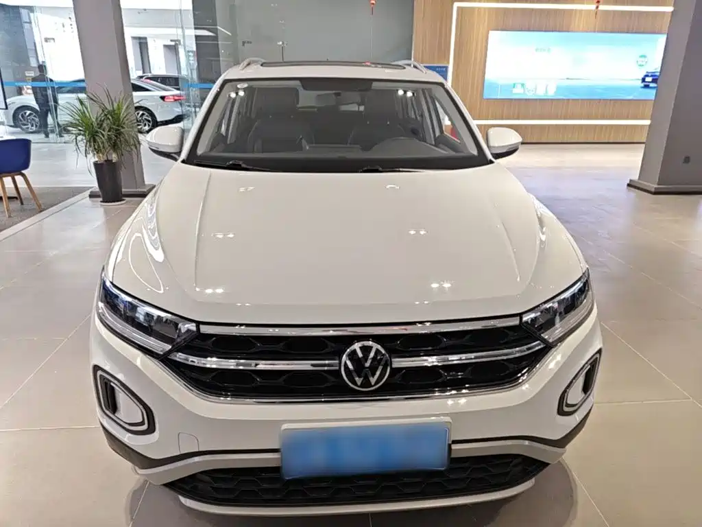 Volkswagen T-Roc — миниатюра 3