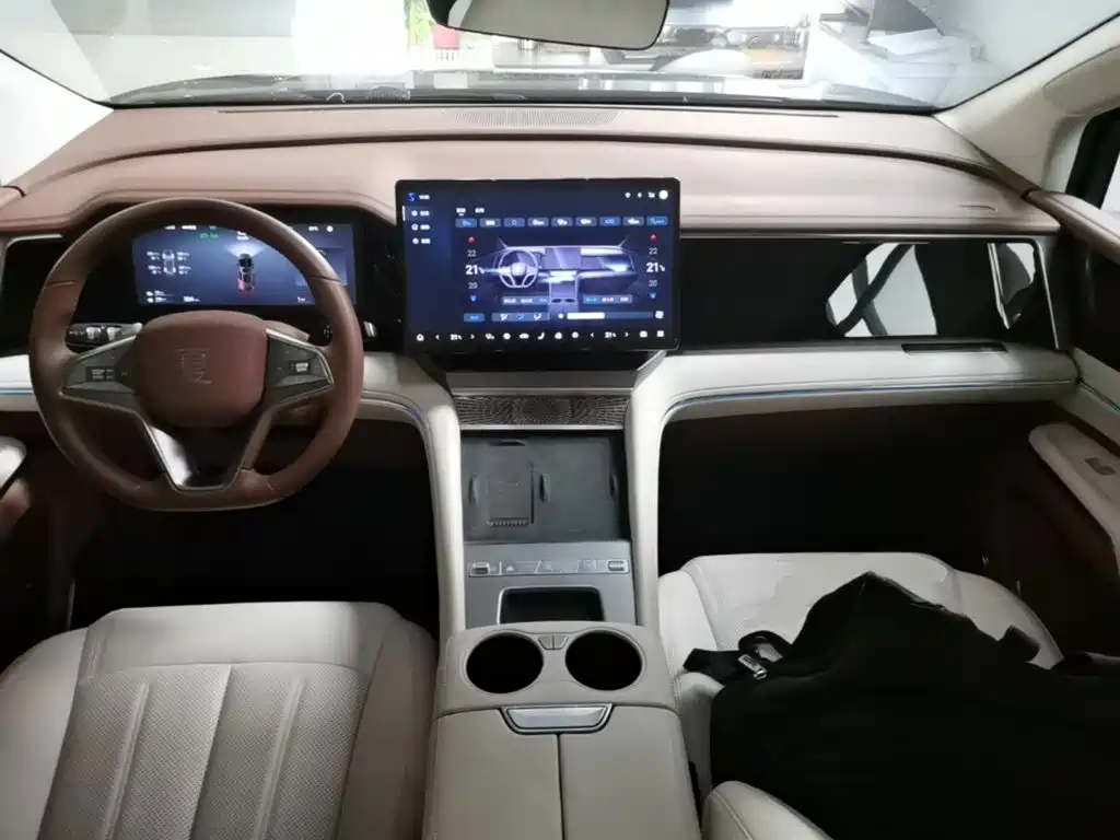 BYD Xia — миниатюра 10