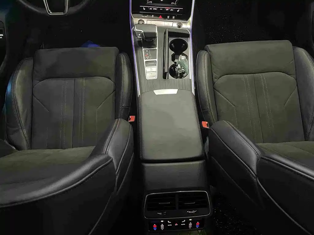Audi A6L — миниатюра 11