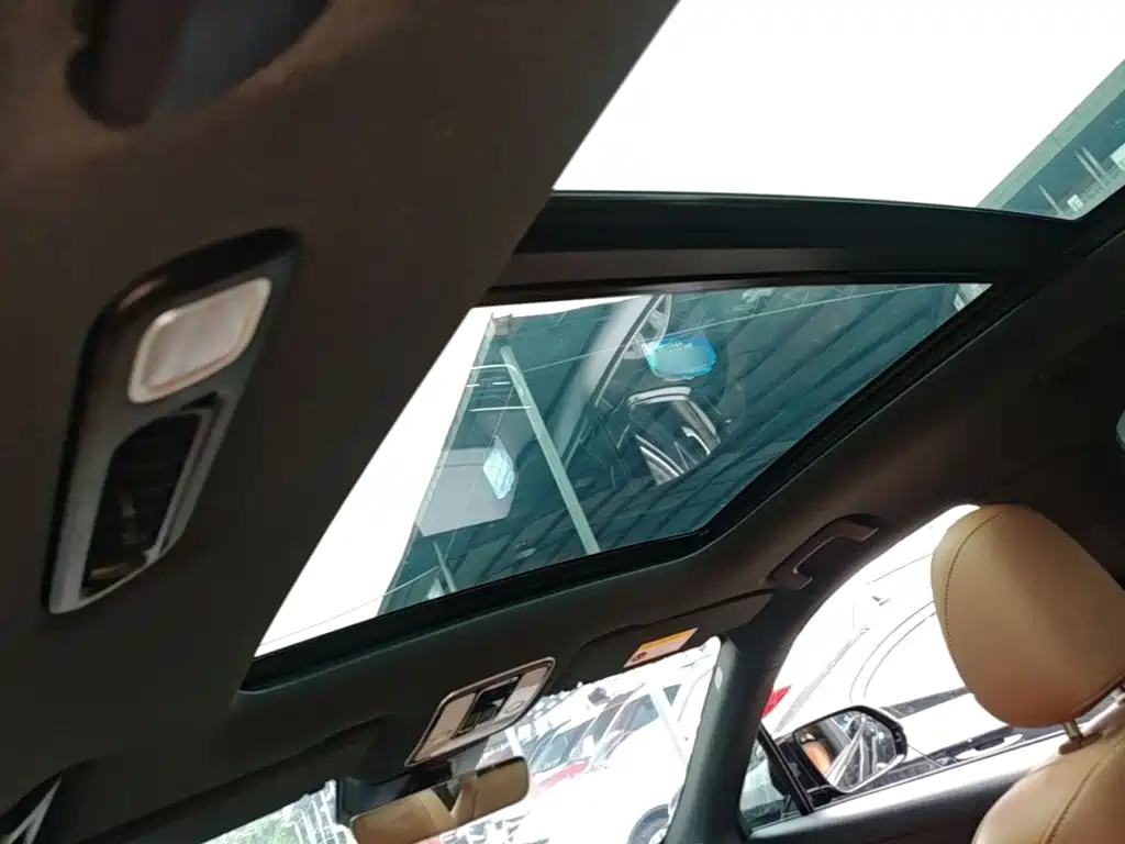 Li Auto Li ONE — миниатюра 18