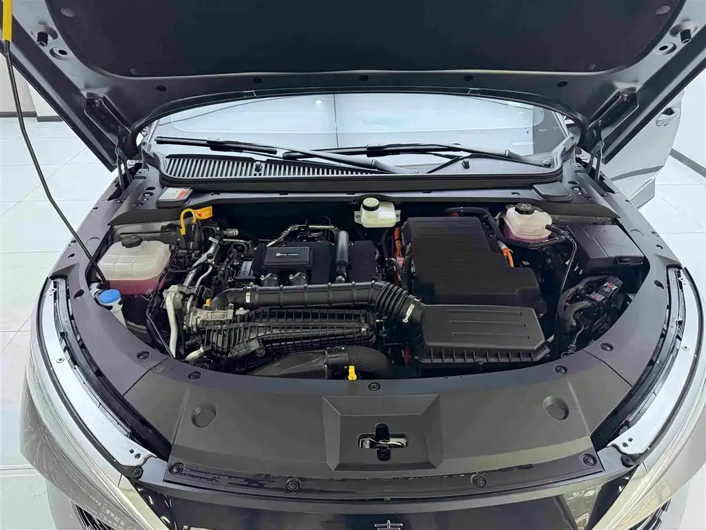 BYD Qin L — миниатюра 10