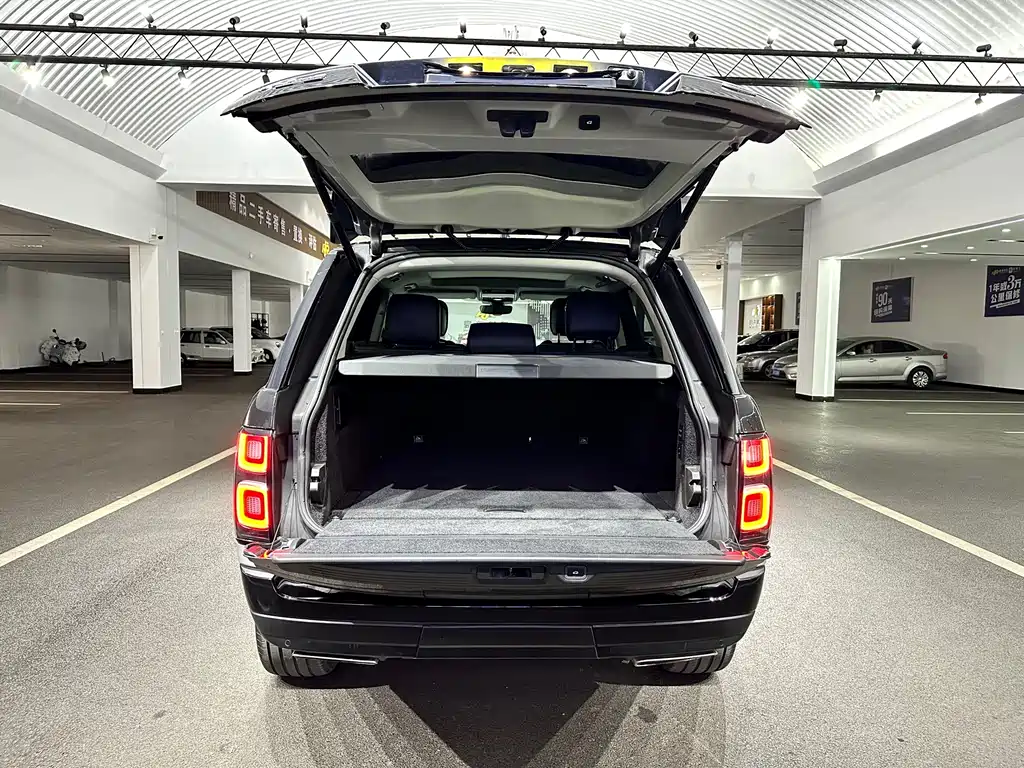 Land Rover Range Rover — миниатюра 19