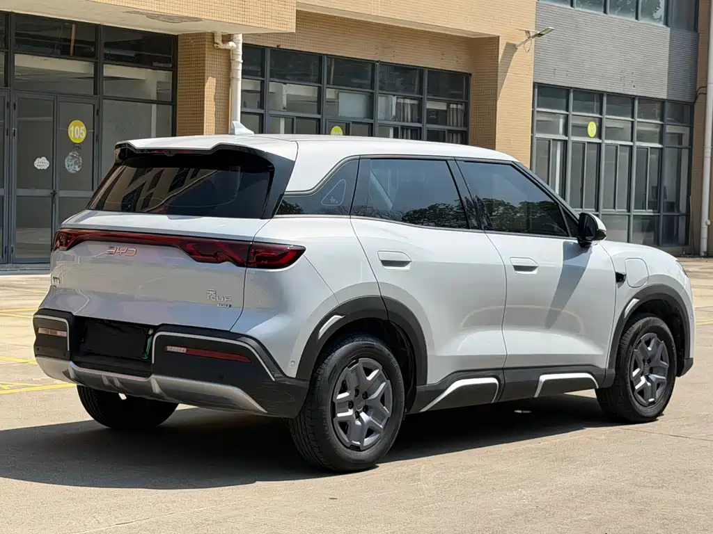 BYD Yuan UP — миниатюра 11