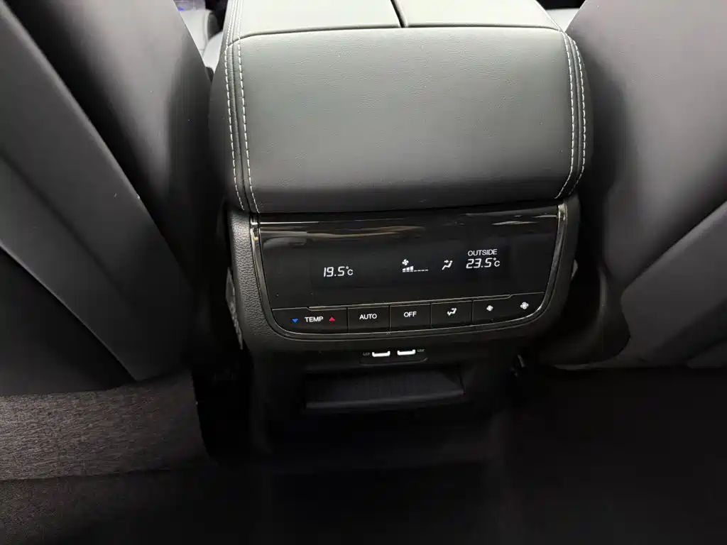 GAC Motor Trumpchi GS8 — миниатюра 9