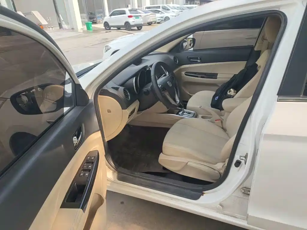 Changan Eado — миниатюра 16