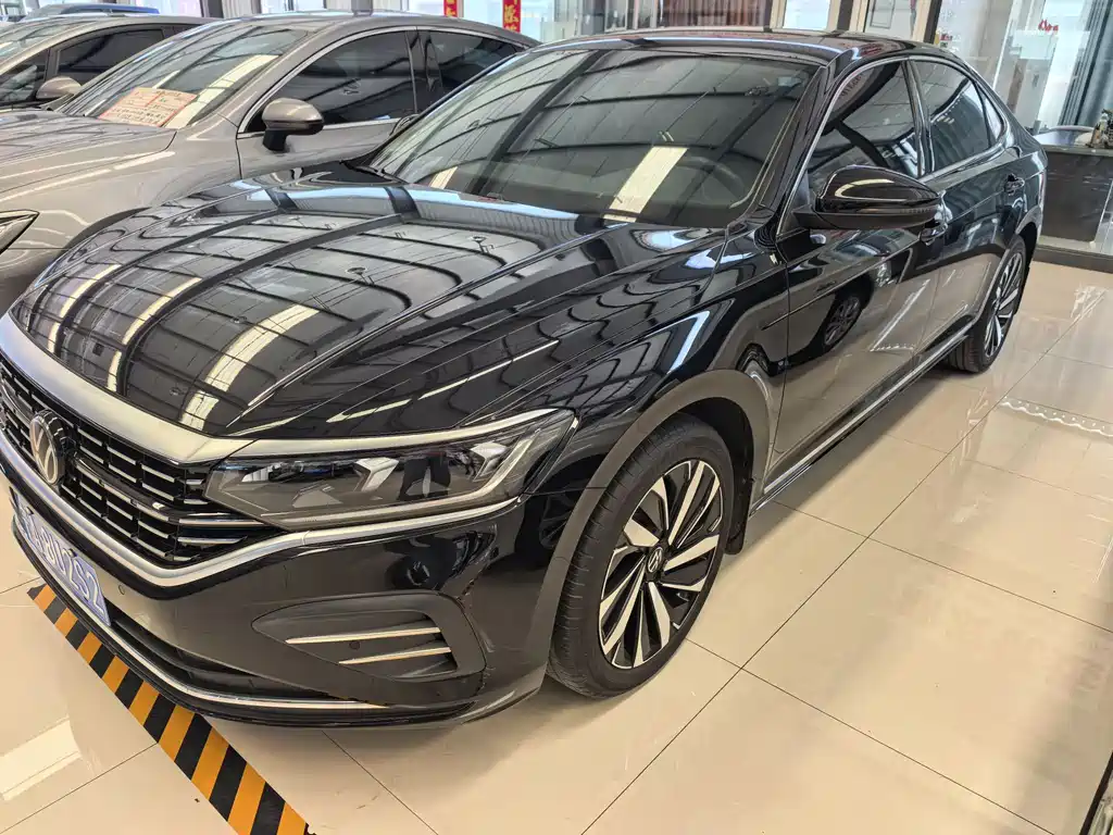 Volkswagen Passat 2024