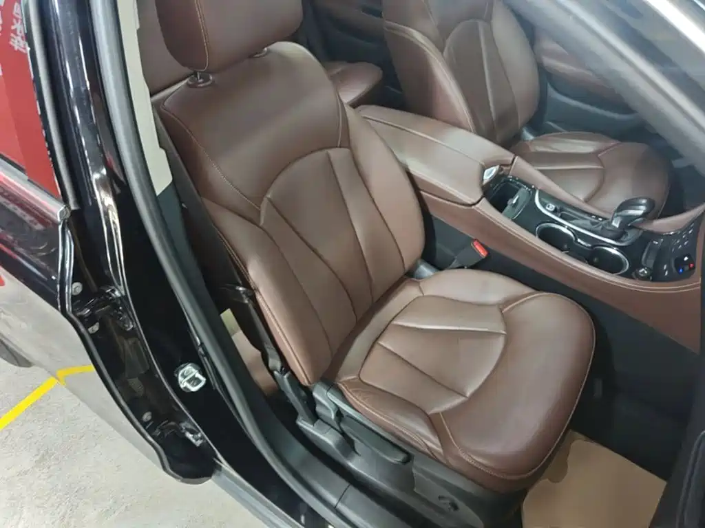Buick Envision Plus — миниатюра 25