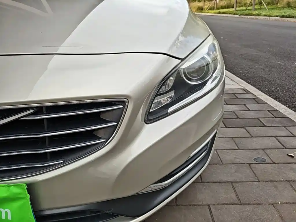 Volvo S60 — миниатюра 24