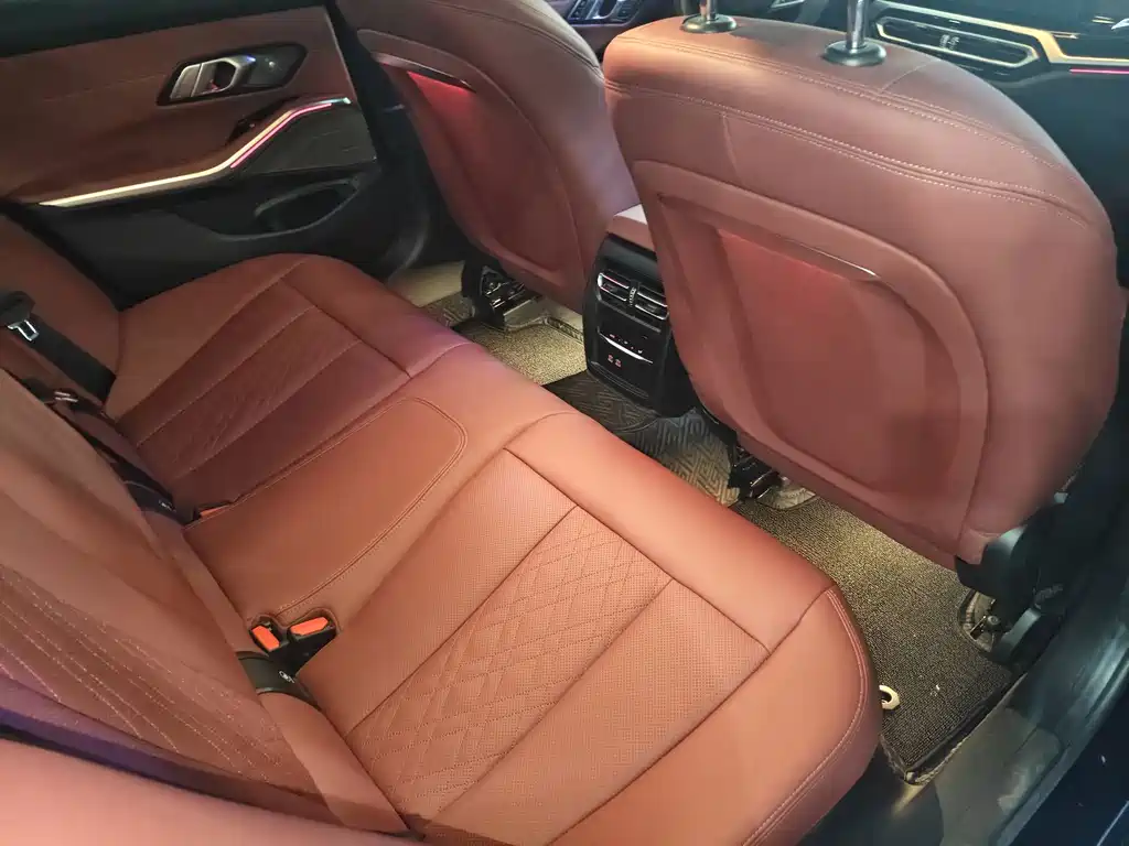 BMW 3 Series — миниатюра 18