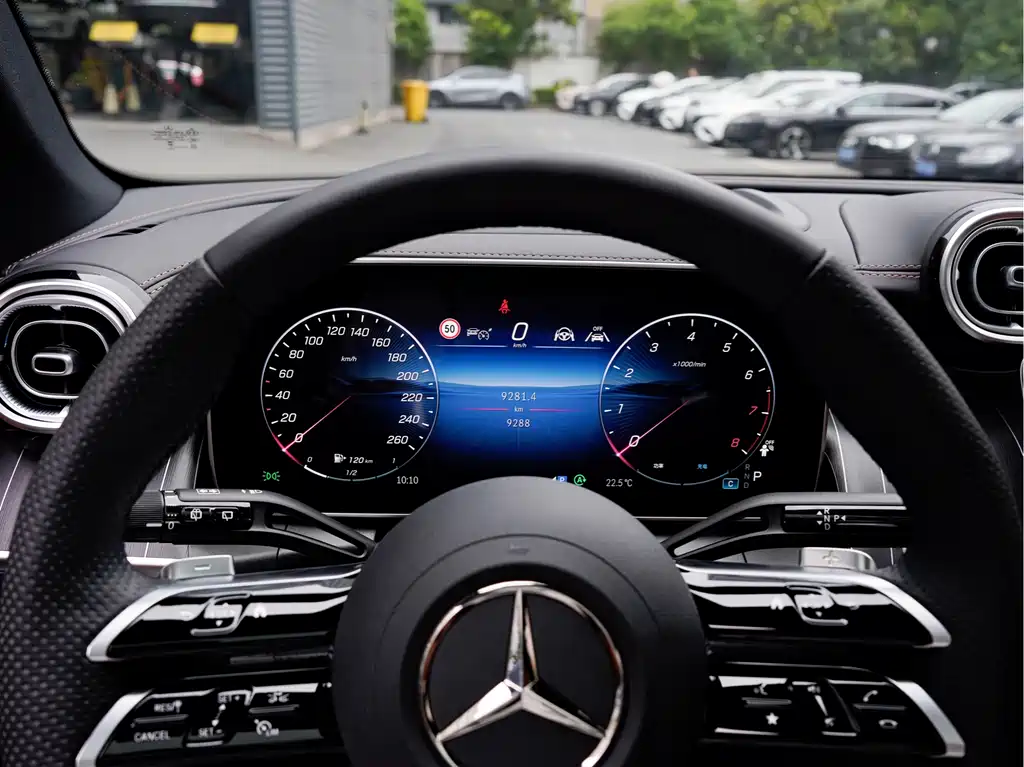 Mercedes-Benz GLC 2025 GLC 300 L 4MATIC Luxury 5 мест