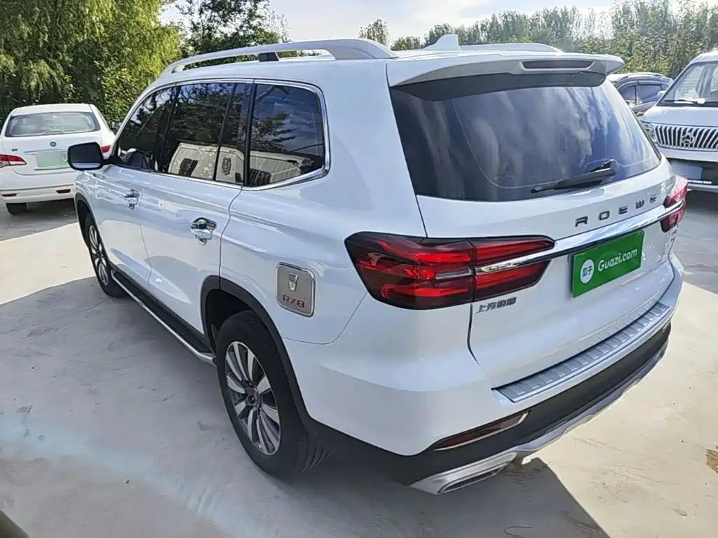 Roewe RX8 — миниатюра 5