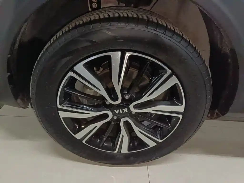 Kia KX1 — миниатюра 23