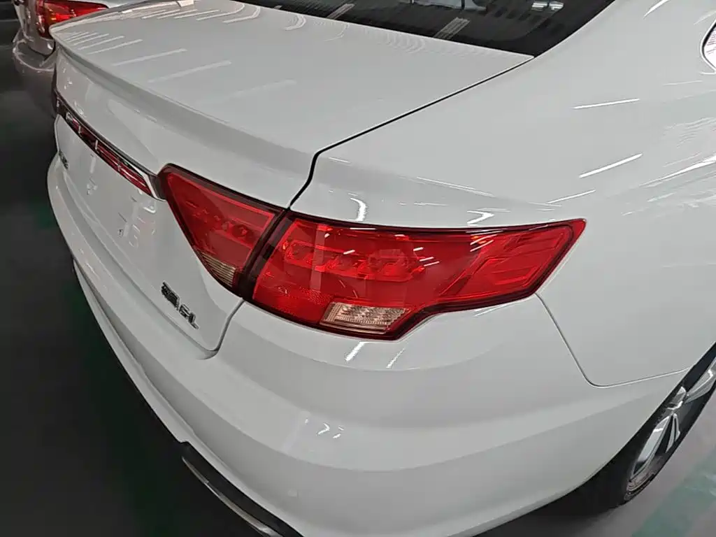 Geely Emgrand GL — миниатюра 8