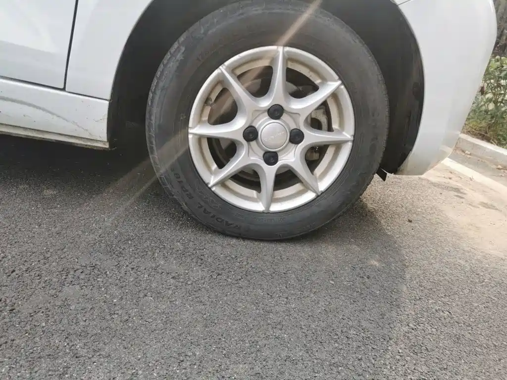 Roewe Clever — миниатюра 24