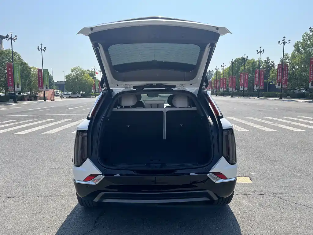 Cadillac IQ