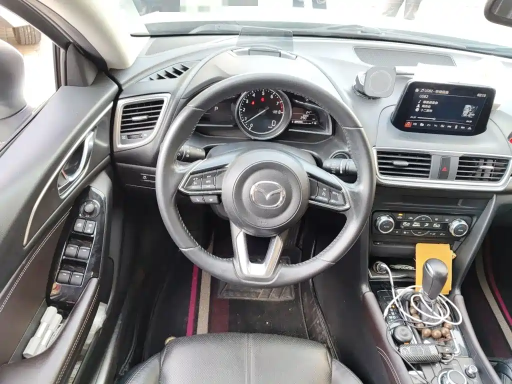 Mazda 3 Axela — миниатюра 6