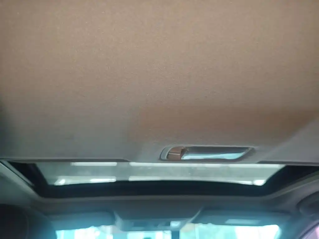 Nissan Tiida — миниатюра 18