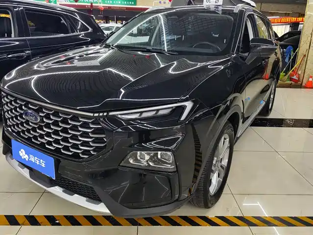 FORD LING RUI 2022