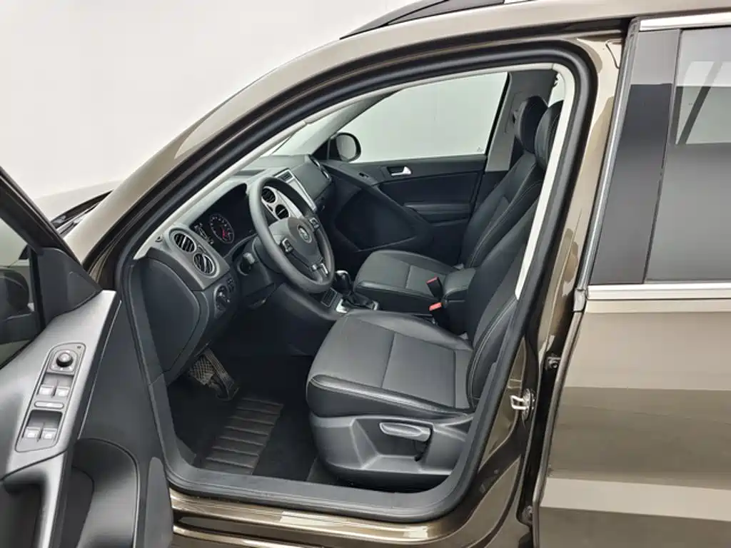 Volkswagen Tiguan — миниатюра 10
