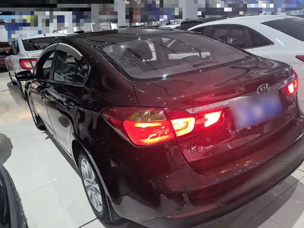 Kia K3 — миниатюра 5