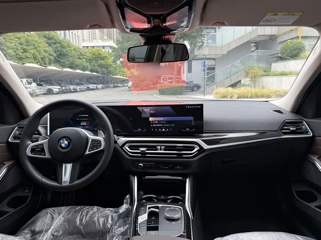 BMW 3 Series — миниатюра 10