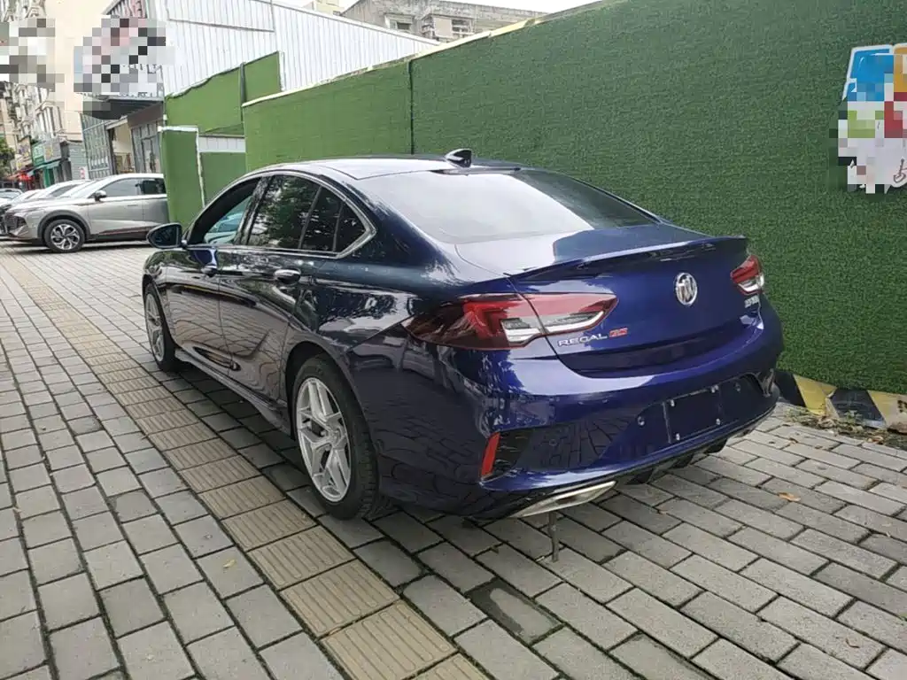 Buick Regal — миниатюра 5