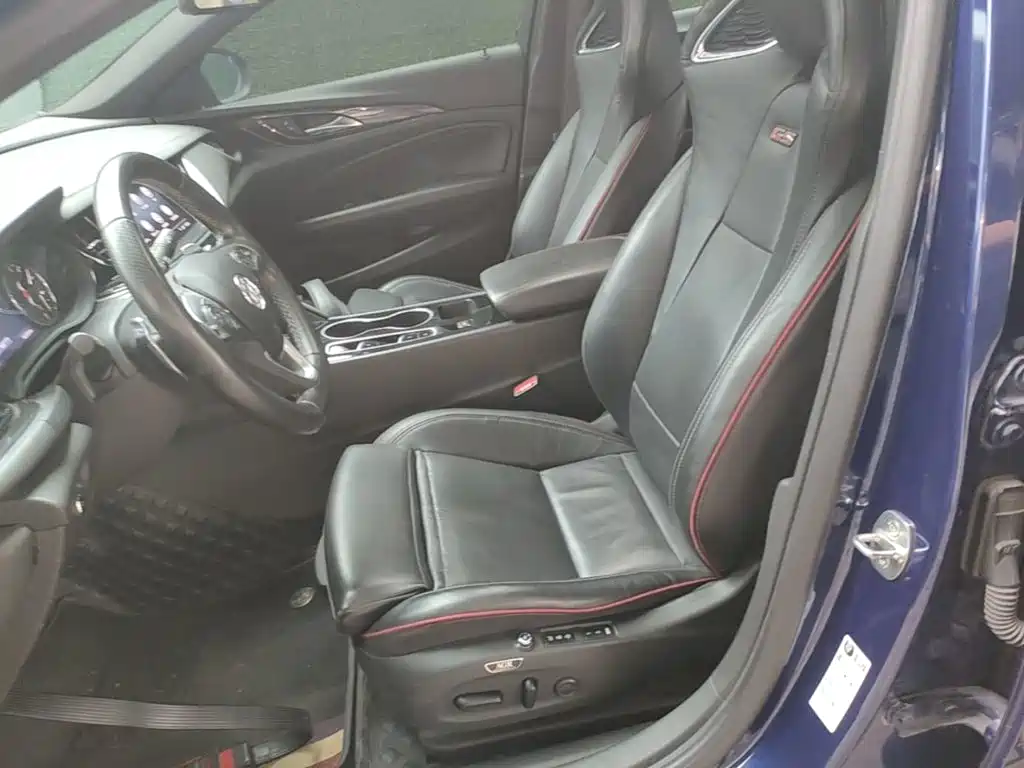 Buick Regal — миниатюра 15