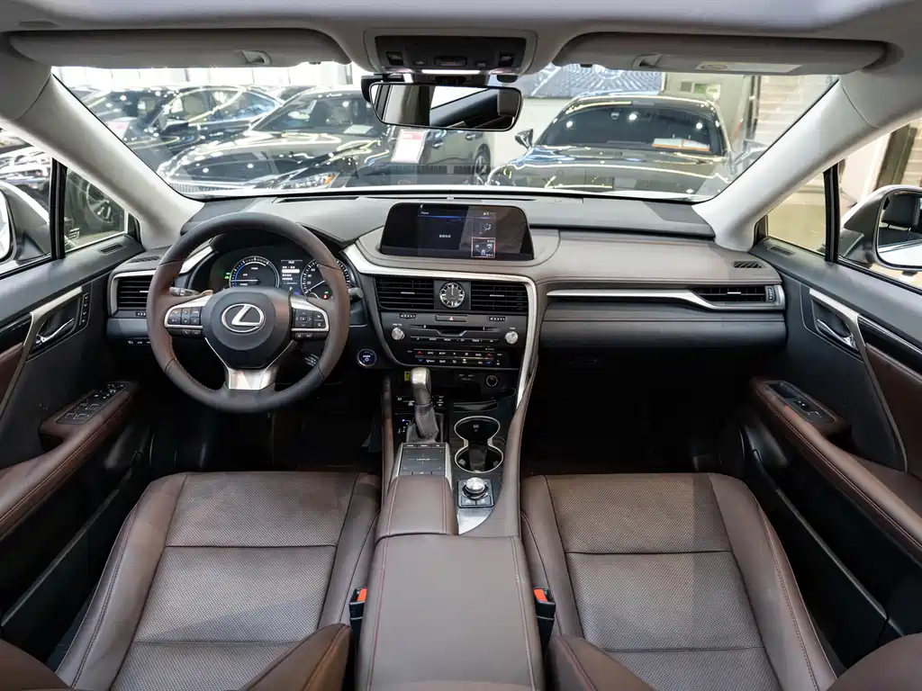 Lexus RX — миниатюра 13