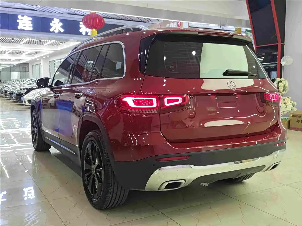 Mercedes-Benz GLB — миниатюра 16