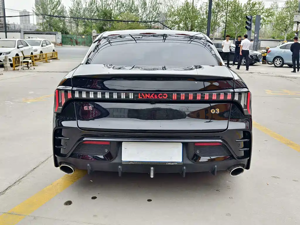 Lynk & Co 03 — миниатюра 10