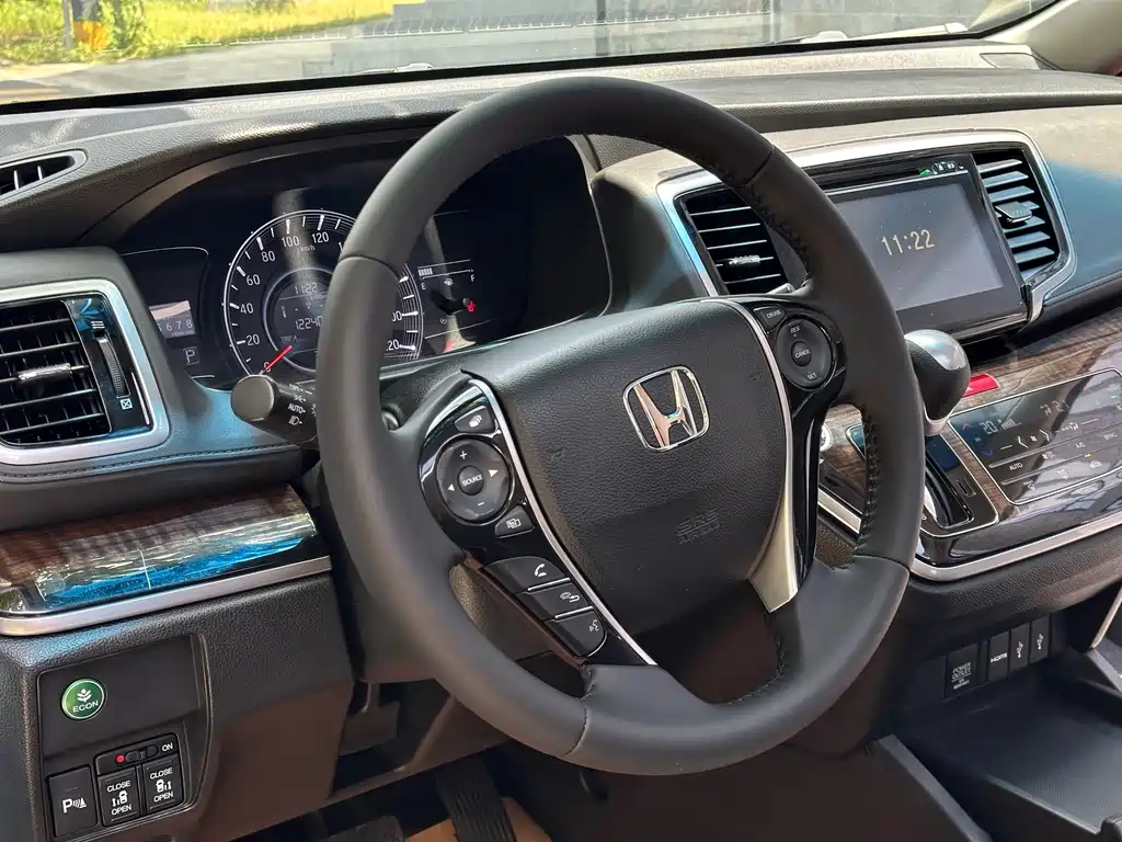 Honda Odyssey — миниатюра 6