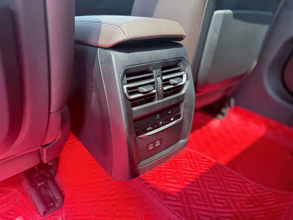 BMW 3 Series — миниатюра 21