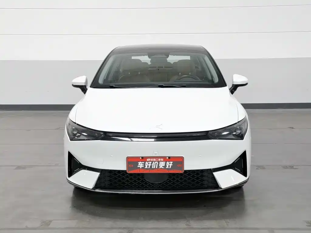 XPeng P5 — миниатюра 3